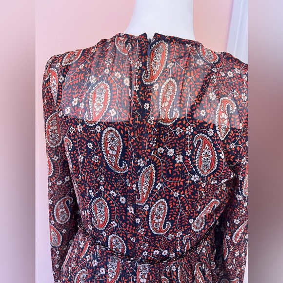 Brad new. Perfect dress for Christmas Eve - Picture 5 of 8